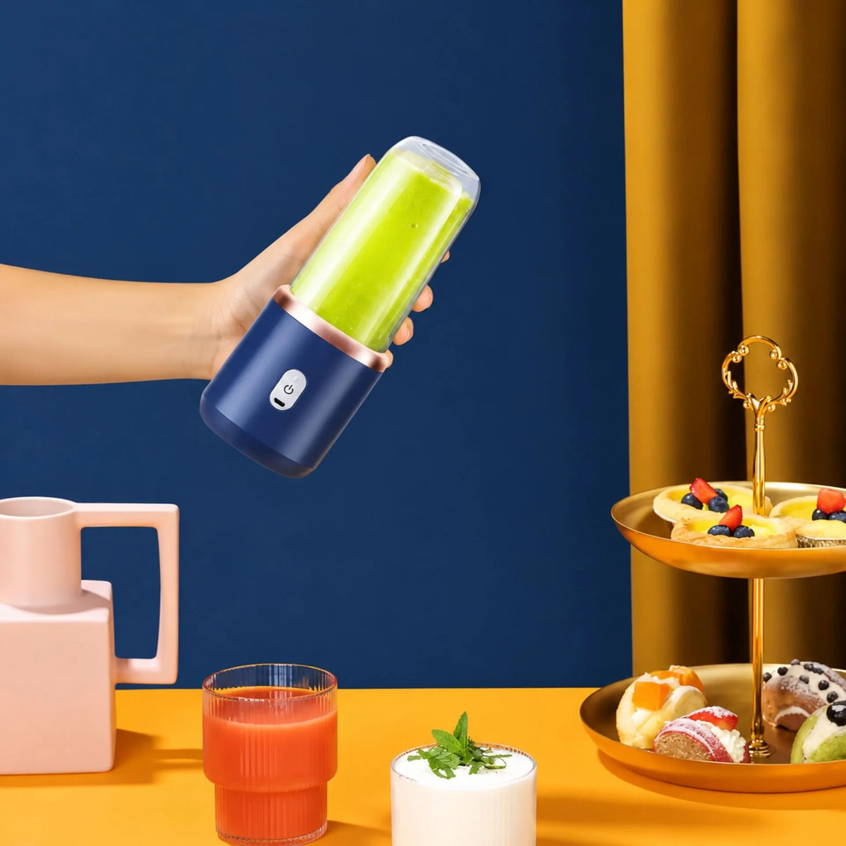 Licuadora Portátil Recargable De 300 ml Con Vaso, 6 Cuchillas De Acero Inoxidable 40W WQ-H701