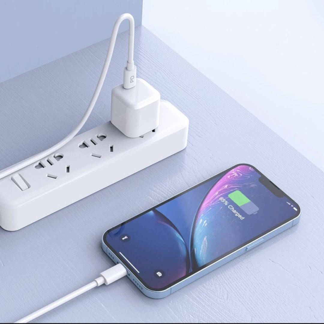 Cargador Para Celular Iphone 20W PZX P07 B2B