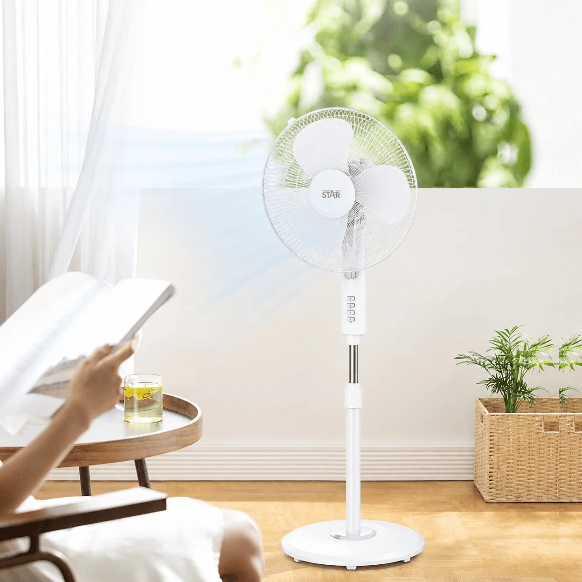 Ventilador De Pedestal Winning Star 16" Con Oscilación, Altura Ajustable y 3 Velocidades ST-2142