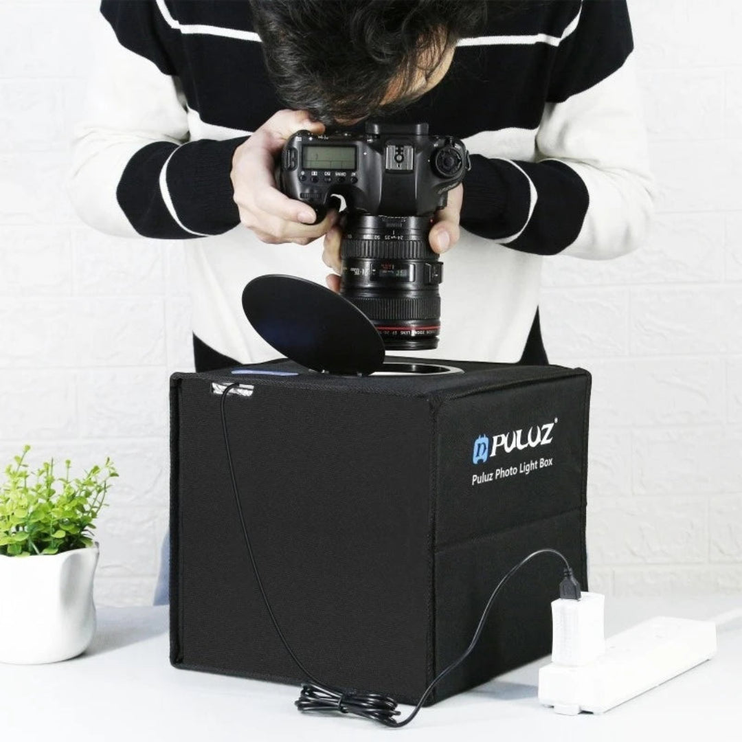 Caja De Luz Fotográfica Pegable Con Fondos Intercambiables Con Luz PU5025B