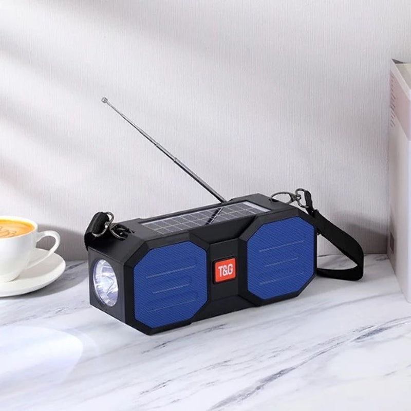 Cargue la imagen en el visor de la galería, Radio parlante marca T&amp;G TG634
